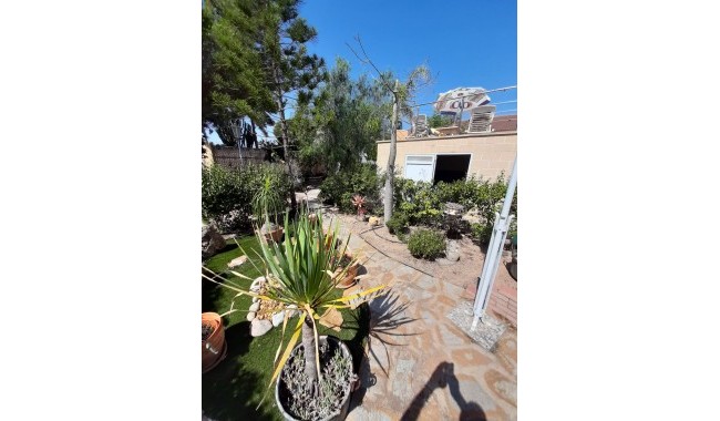 Resale - Villa - Villamartín