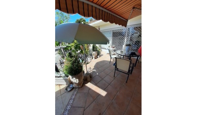 Resale - Villa - Villamartín