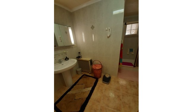 Resale - Villa - Villamartín