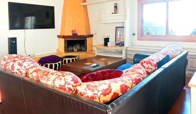Resale - Villa - Torrevieja