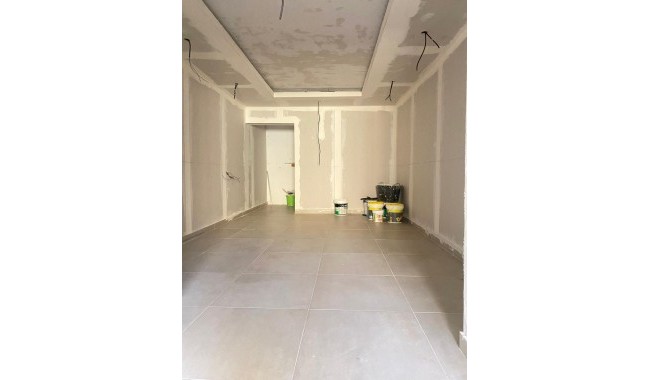 Resale - Villa - Torrevieja