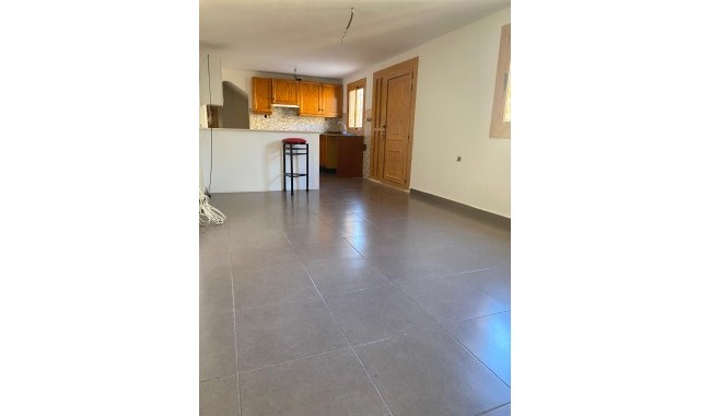 Resale - Villa - Torrevieja