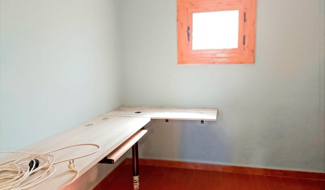 Resale - Villa - Torrevieja