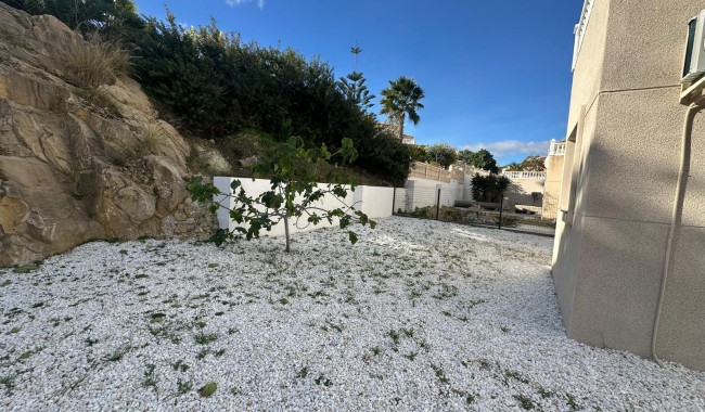 Resale - Villa - El Campello