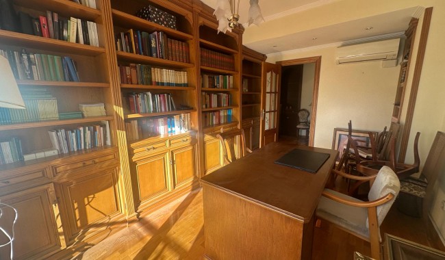 Resale - Apartment - Alicante