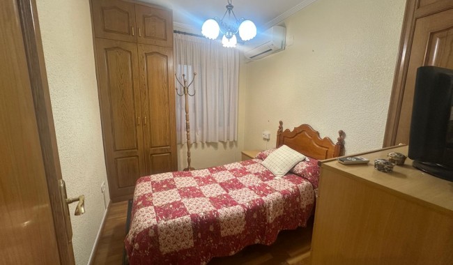 Resale - Apartment - Alicante