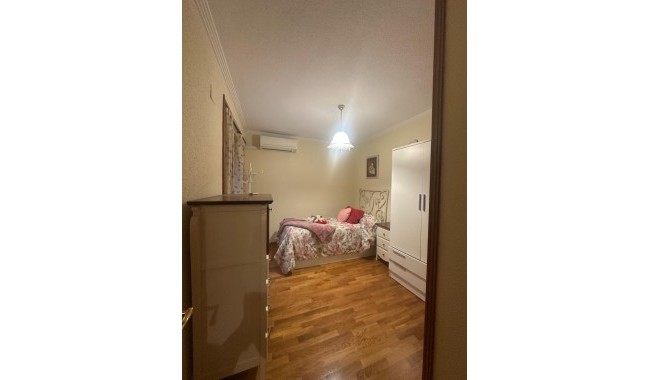 Resale - Apartment - Alicante
