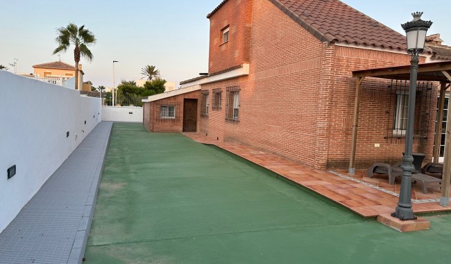 Begagnad - Villa - La Manga del Mar Menor - La Manga