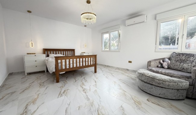 Begagnad - Villa - Orihuela Costa - Villamartín-Las Filipinas