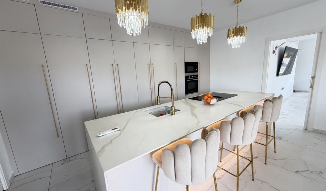 Begagnad - Villa - Orihuela Costa - Villamartín-Las Filipinas