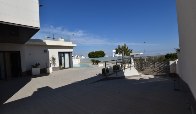 Brukt - Villa - San Miguel de Salinas