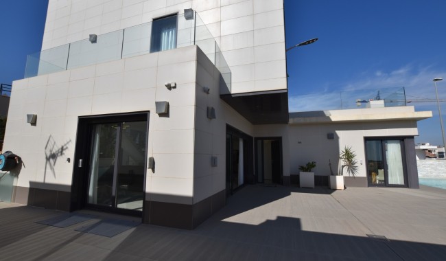 Brukt - Villa - San Miguel de Salinas