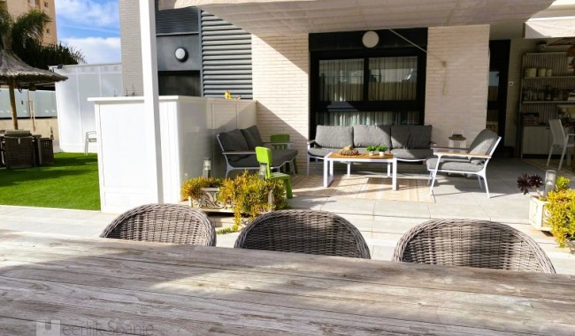 Resale - Apartment - Guardamar - Puerto