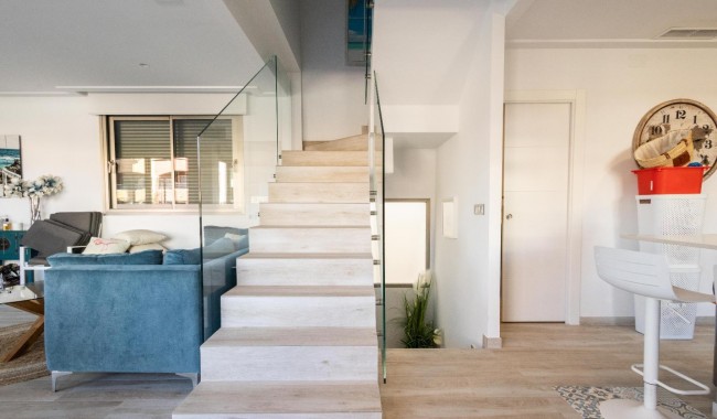 Begagnad - Villa - Orihuela Costa - PAU 26