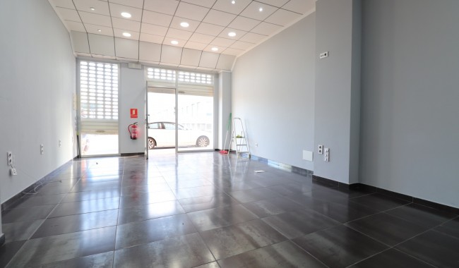 Resale - Business premises - Formentera del Segura