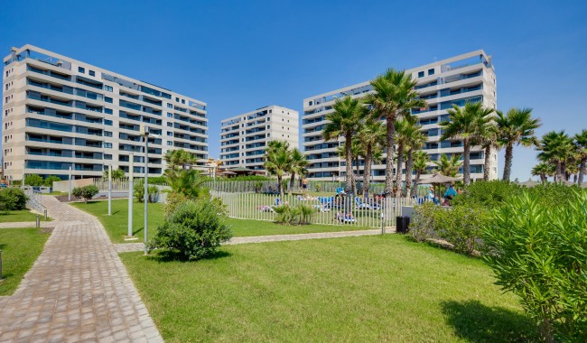 Resale - Apartment - Punta Prima