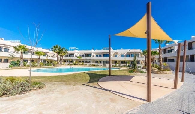 Resale - Bungalow - Torrevieja - La Veleta