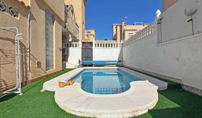 Brukt - Rekkehus - Orihuela Costa - Villamartín