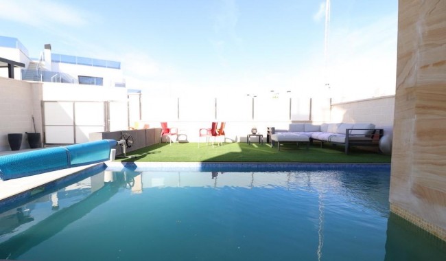 Brukt - Villa - Orihuela Costa - Cabo Roig
