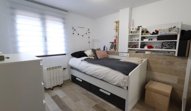 Resale - Apartment - Cabo Roig - Cala Capitan