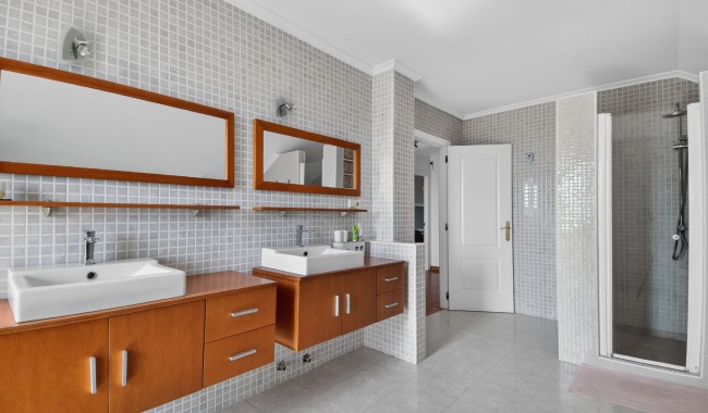 Resale - Finca - Crevillente