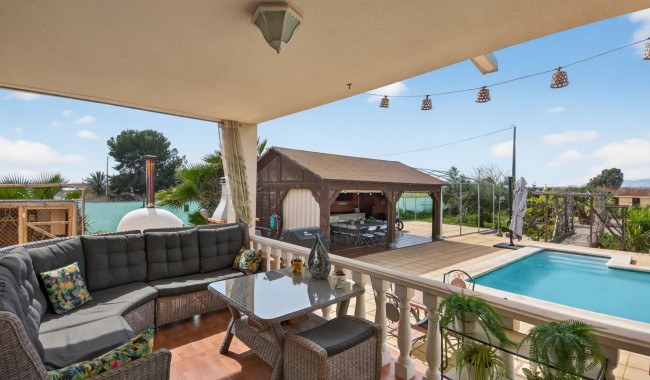 Resale - Finca - Crevillente