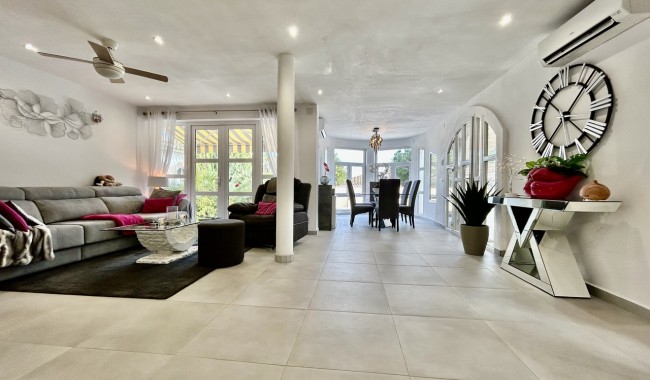 Begagnad - Villa - Cabo Roig