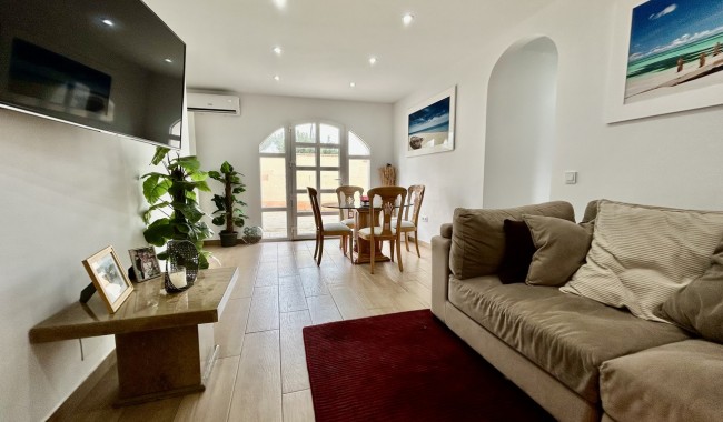 Begagnad - Villa - Cabo Roig
