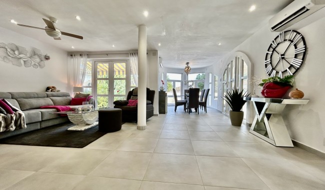 Begagnad - Villa - Cabo Roig