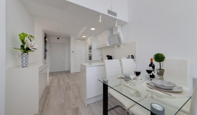 Resale - Villa - Cabo Roig