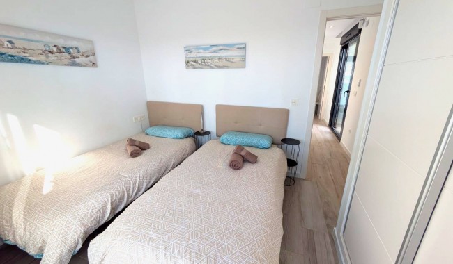 Resale - Villa - Cabo Roig
