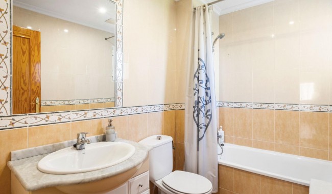 Resale - Apartment - Orihuela Costa - Altos de Campoamor
