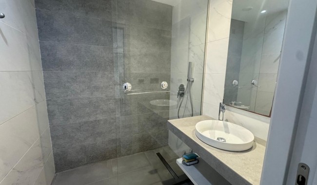 Resale - Apartment - Torrevieja - Punta Prima