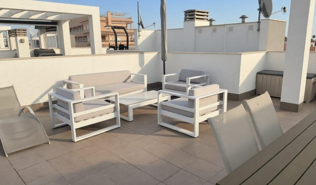 Resale - Apartment - Torrevieja - Punta Prima
