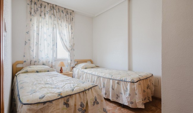 Resale - Apartment - Torrevieja - Parque de Las Naciones