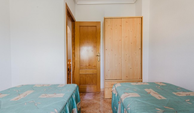 Resale - Apartment - Torrevieja - Parque de Las Naciones