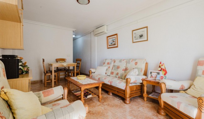 Resale - Apartment - Torrevieja - Parque de Las Naciones
