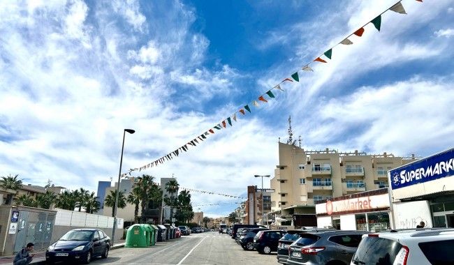 Resale - Apartment - Cabo Roig