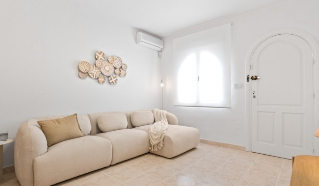 Begagnad - Radhus - Orihuela Costa - La Florida
