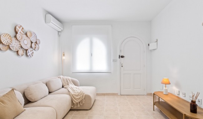 Begagnad - Radhus - Orihuela Costa - La Florida