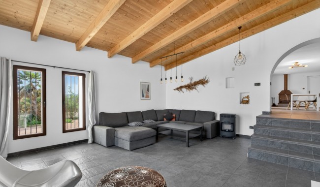 Resale - Villa - Santa Pola