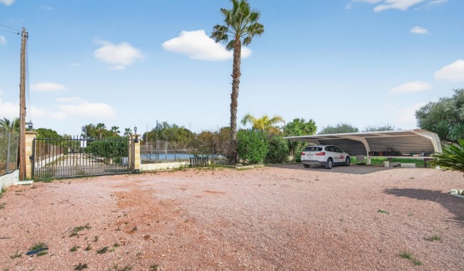 Resale - Villa - Santa Pola
