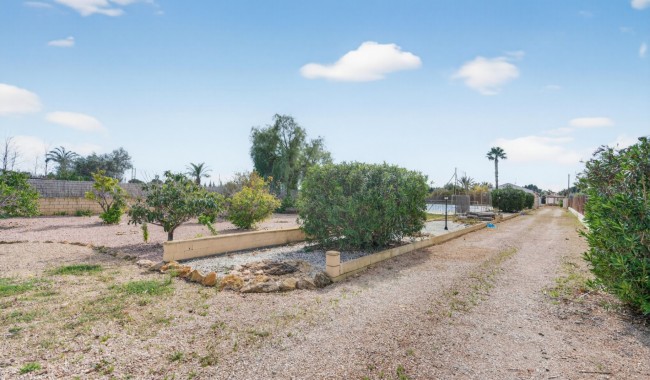 Resale - Villa - Santa Pola