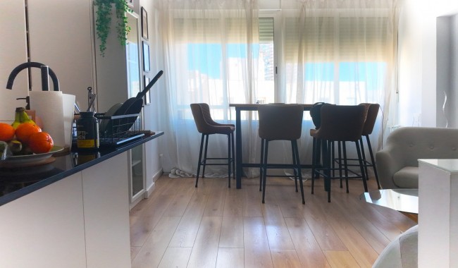 Resale - Apartment - Alicante - Center