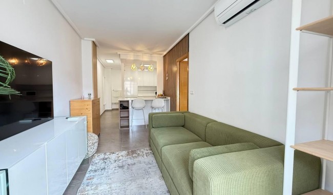 Sprzedaż - Apartament - Torrevieja - Centro