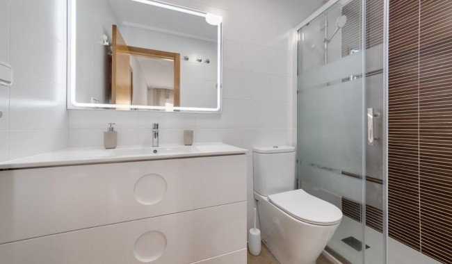 Sprzedaż - Apartament - Torrevieja - Centro