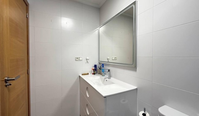 Sprzedaż - Apartament - Torrevieja - Centro