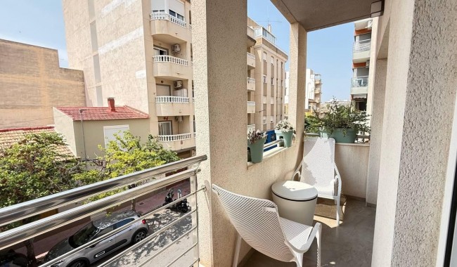 Sprzedaż - Apartament - Torrevieja - Centro