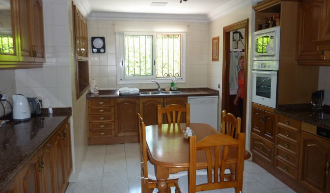 Resale - Finca - Castalla