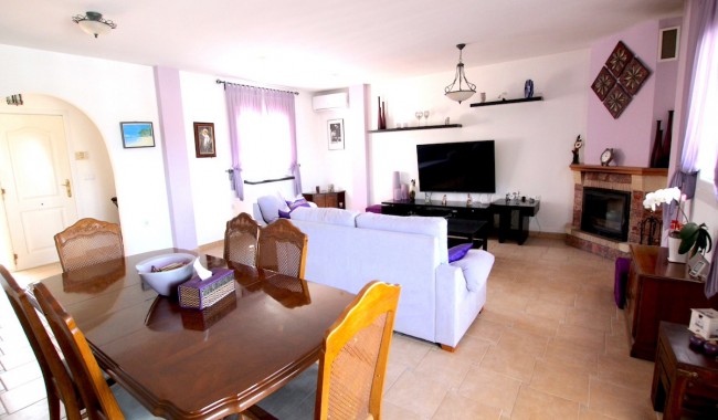 Resale - Villa - Algorfa - Algorfa Centro